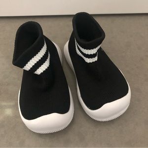 🆕 Black Toddler Shoes